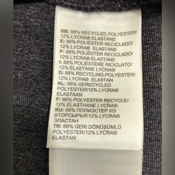 North Face Capri dark gray exercise leggings Size L - Picture 6 of 8